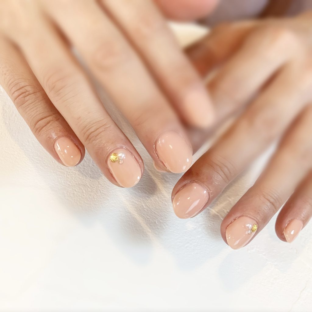 スキンネイル シンプル夏ネイル ワンポイント オフィスネイル 門真市のネイルサロン Kiko Nail