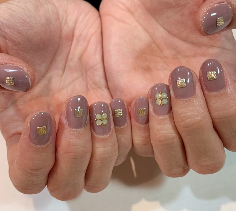 シアーネイル アンティーク風スタッズ 門真市のネイルサロン Kiko Nail