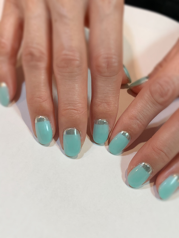 春ネイル グリーン ミントグリーン 根元ミラーネイル 門真市のネイルサロン Kiko Nail